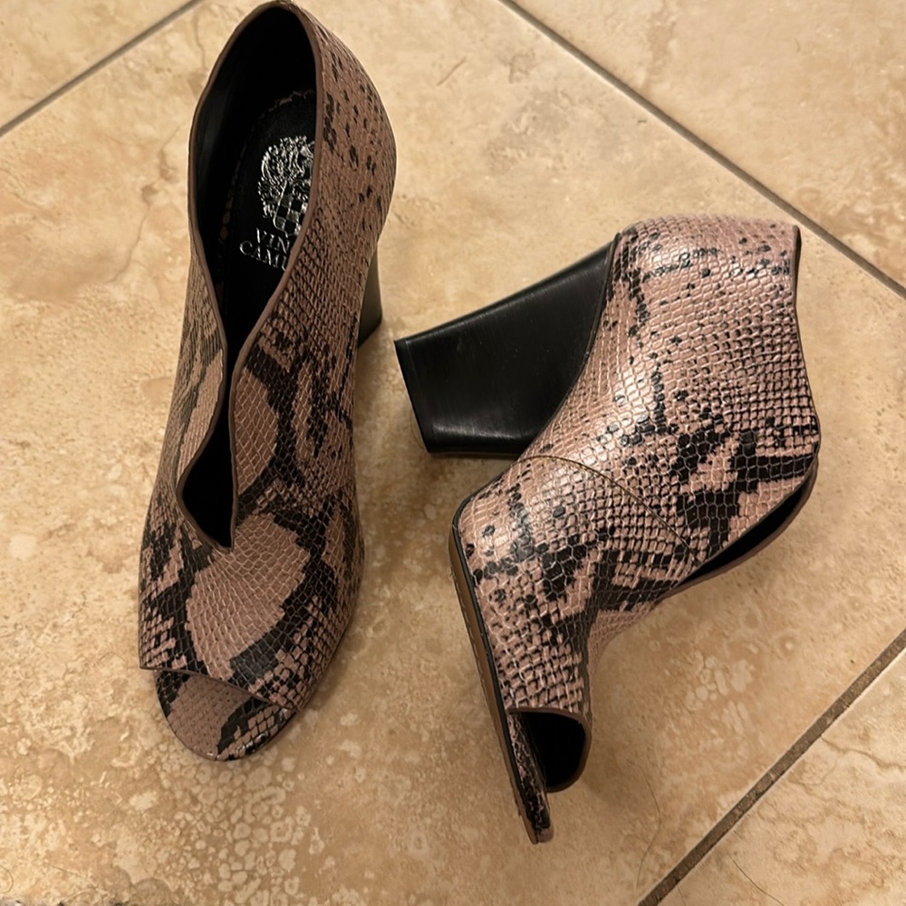 Vince Camuto Heels